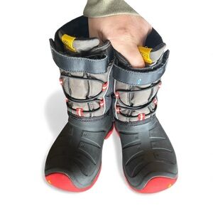 Keen Kids' Lumi Waterproof Winter Boots Black Red Size 11 outdoor snow
